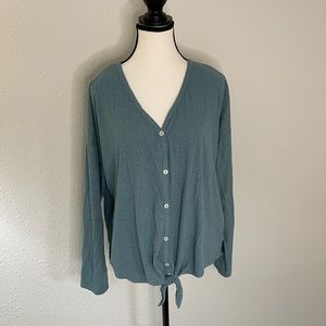 Dip Womens Pull Over Sweater Blouse Tie Front. Size Large. Green Aqua. V…